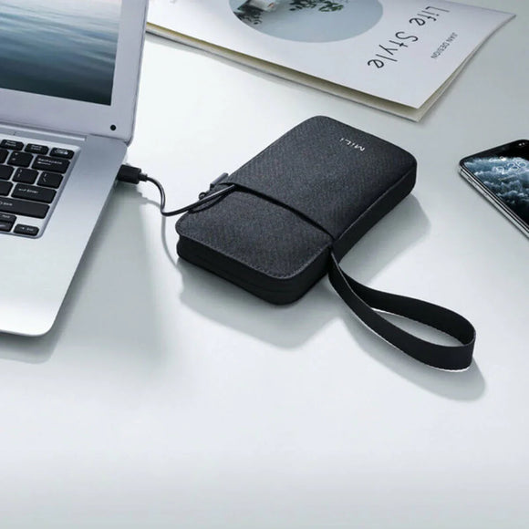 Sterilizzatore UV per stoffa in colore nero, ideale per capire come funziona lo sterilizzatore UV portatile