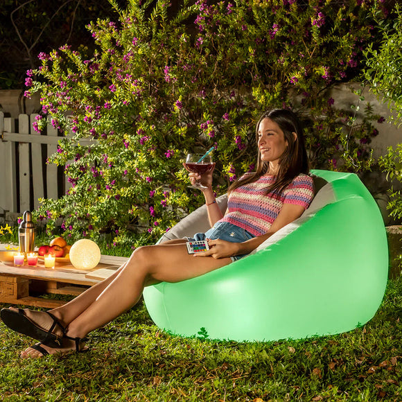 Poltrona Gonfiabile con LED Multicolor per esterni, perfetta per relax estivo e comfort. Come scegliere la migliore poltrona gonfiabile.