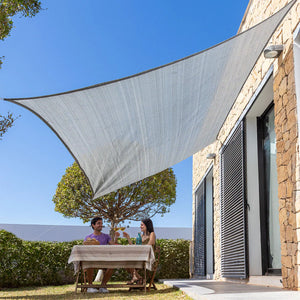 Ombra e Stile in Giardino: La Tenda Parasole a Vela Reshad ti Aspetta! ☀️