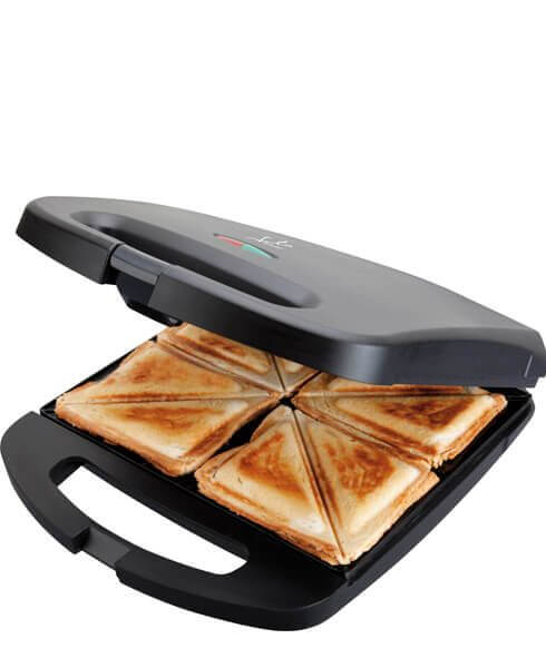 Macchina per toast con quattro fette dorate e croccanti pronte da servire