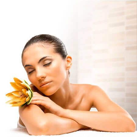 Collezione di prodotti cura del corpo innovativi con ingredienti naturali per la bellezza e il benessere