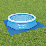 Pavimento protettivo piscina Bestway sotto una piscina gonfiabile Fast Set su prato verde