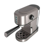 Macchina caffè espresso Black & Decker in acciaio inox con design moderno e pompa ad alta pressione