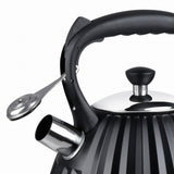 Bollitore acciaio nero 3 litri con manico ergonomico e beccuccio per versare facilmente