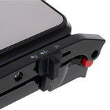 Dettaglio del barbecue elettrico Camry con controlli e finitura elegante per cottura facile e veloce