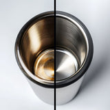 Interiore di un contenitore in acciaio inossidabile che mostra prima e dopo l'uso dell'addolcitore d'acqua domestico