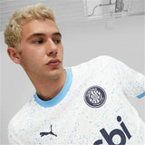 Maglia Girona FC 2023 2024 uomo in bianco con dettagli blu e logo Puma sul petto