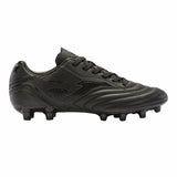 Scarpe da calcio uomo Joma in nero con suola resistente per prestazioni elevate sul campo