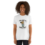 Maglietta unisex I'm just a chill guy con grafica divertente su sfondo bianco