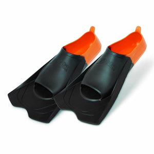 Pinne snorkeling ecosostenibili Zoggs in nero e arancione con design ergonomico per un'ottima performance in acqua