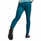 Pantaloncini allenamento calcio Puma uomo in tessuto traspirante, ideali per praticare sport all'aperto