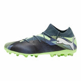 Scarpe da calcio Puma Future 7 uomo con design dinamico e suola resistente per prestazioni elevate in campo.