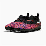 Scarpe da calcio Puma Future 8 adulti con design colorato per performance ottimali in campo