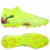 Scarpe da calcio Puma Future 8 Pro uomo in giallo fluo con suola in gomma per campi erbosi