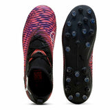 Scarpe da calcio Puma Future 8 uomo in rosso e nero con suola in gomma per grip ottimale sul campo