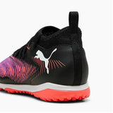 Scarpe da calcio Puma Future 8 uomo in nero e rosa con suola adatta per terreni sintetici