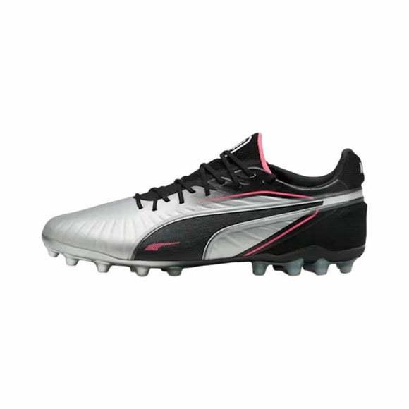Scarpe da calcio Puma King Ultimate uomo in bianco e nero con suola in gomma per prestazioni ottimali