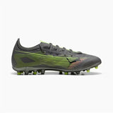 Scarpe da calcio Puma Ultra uomo in grigio e verde con design leggero e suola ad alta trazione
