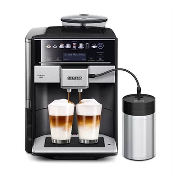 Caffettiera superautomatica Siemens con doppio erogatore e accessorio per latte, ideale per caffè e cappuccini
