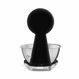 Bilancia da cucina Smeg design elegante con ciotola in acciaio inox e base solida in metallo