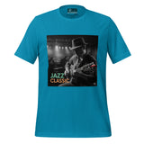 Maglietta azzurra con stampa di un chitarrista jazz e la scritta t-shirt chitarra classica musica