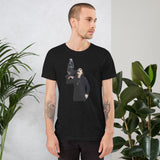 Maglietta nera unisex con stampa di persona che tiene un corvo, stile moderno e tessuto morbido